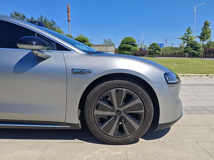 Фото 17 - Luxeed S7