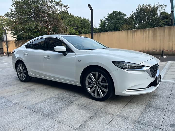 Фото 3 - Mazda Atenza