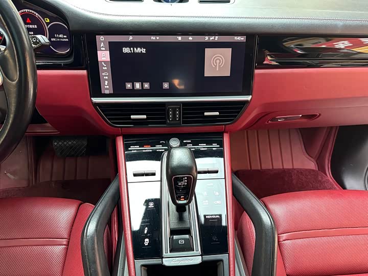 Фото 15 - Porsche Cayenne Hybrid