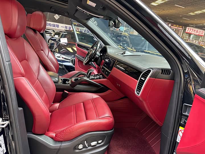 Фото 20 - Porsche Cayenne Hybrid