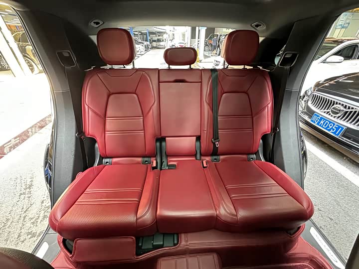 Фото 21 - Porsche Cayenne Hybrid