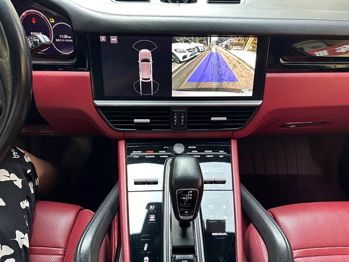 Фото 8 - Porsche Cayenne Hybrid