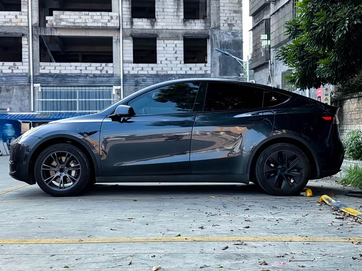 Фото 7 - Tesla Model Y