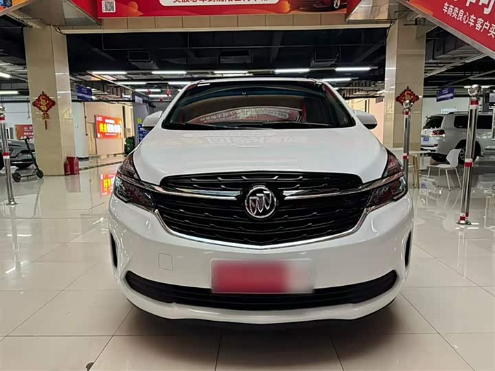 Фото 3 - Buick GL8 ES