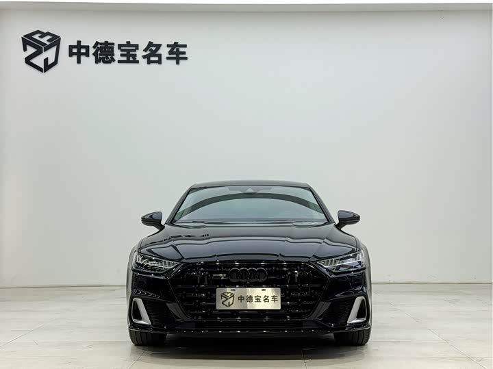 Фото 3 - Audi A7L