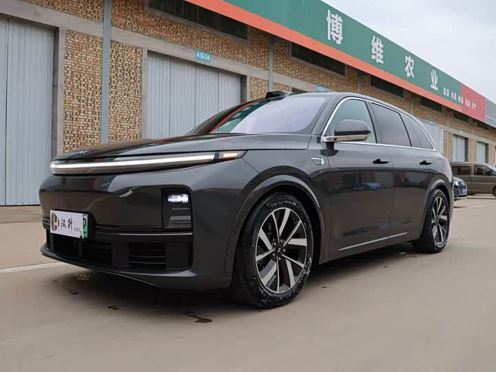 Фото 1 - LiXiang L7