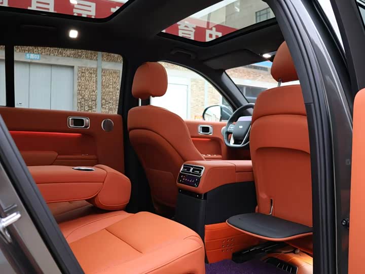 Фото 11 - LiXiang L7