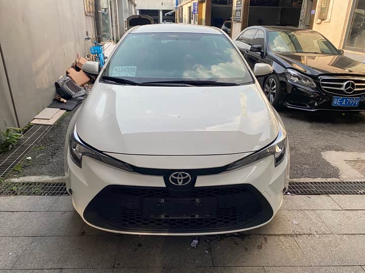 Фото 2 - Toyota Levin