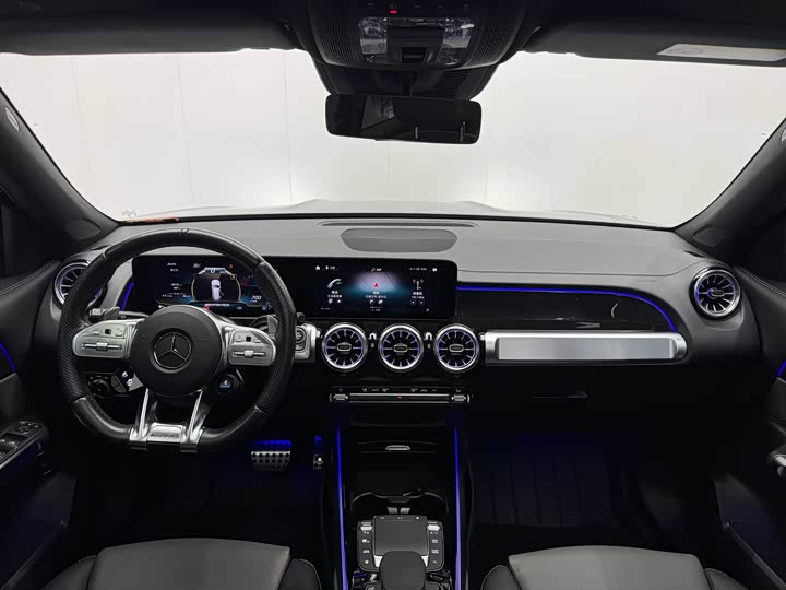 Фото 20 - Mercedes-Benz GLB-Class AMG