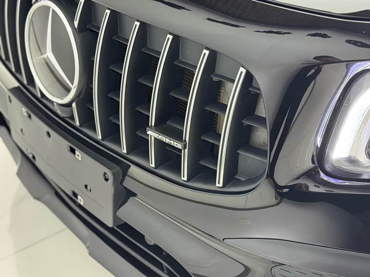 Фото 22 - Mercedes-Benz GLB-Class AMG