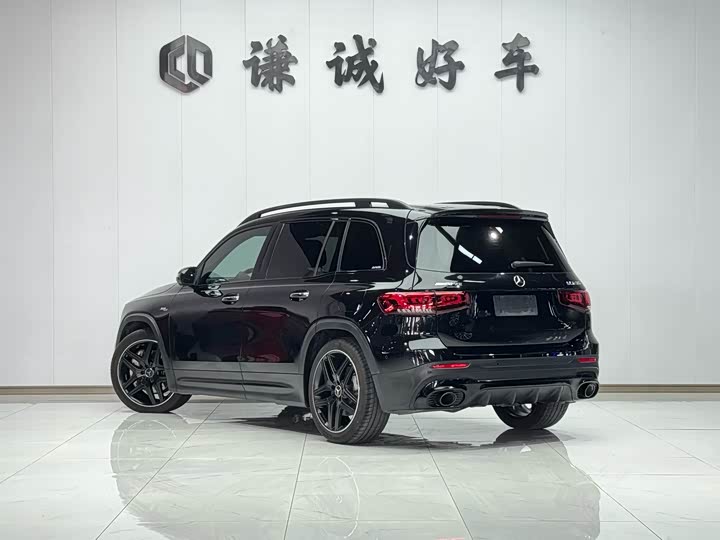 Фото 7 - Mercedes-Benz GLB-Class AMG
