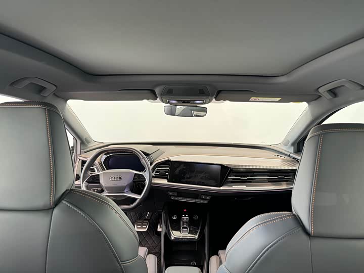 Фото 11 - Audi Q4 e-tron