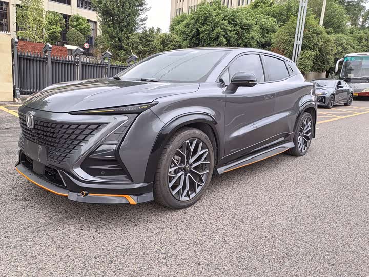 Фото 1 - Changan UNI-T