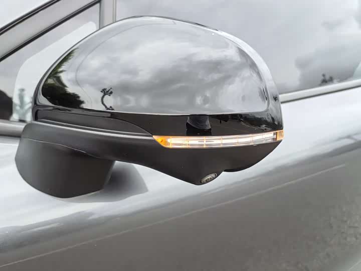 Фото 14 - Changan UNI-T