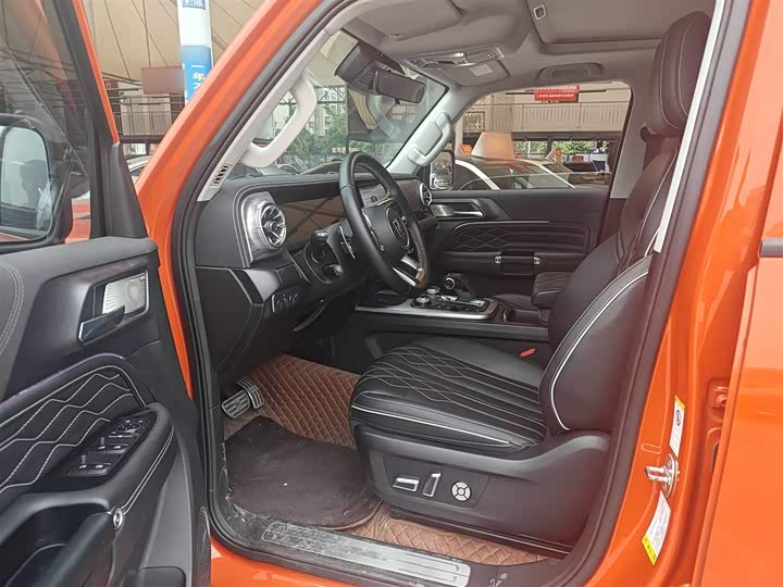 Фото 16 - Tank 300