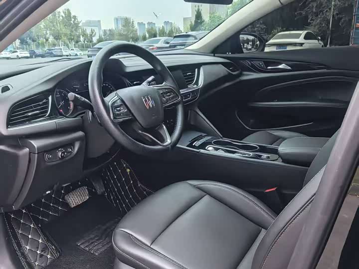 Фото 4 - Buick Regal