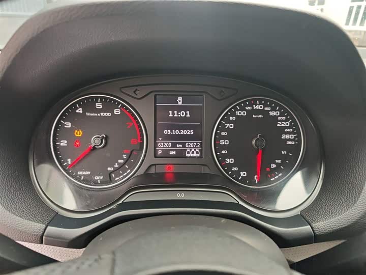 Фото 12 - Audi Q2L