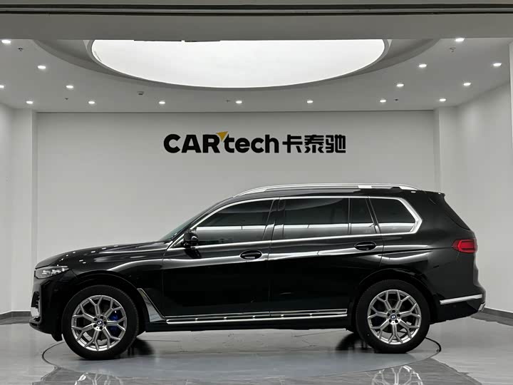 Фото 5 - BMW X7
