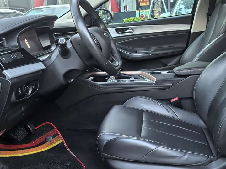 Фото 6 - Chery Omoda S5 (Arrizo 5 Plus)