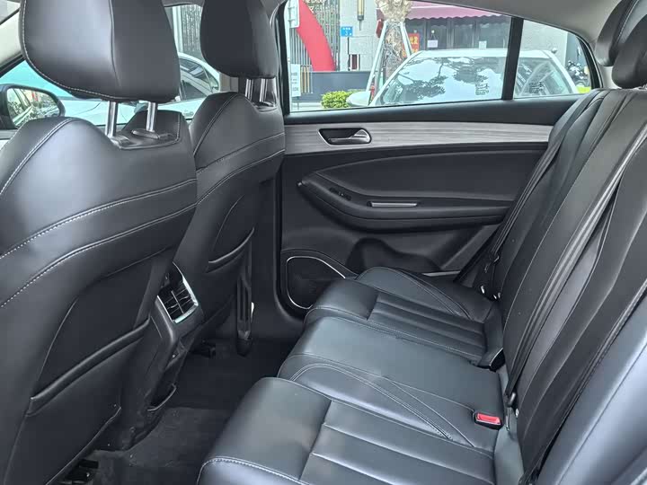 Фото 8 - Chery Omoda S5 (Arrizo 5 Plus)