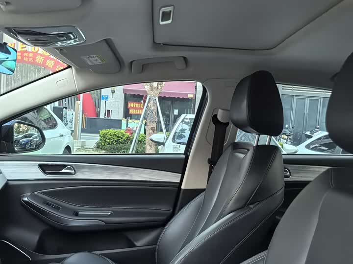 Фото 9 - Chery Omoda S5 (Arrizo 5 Plus)