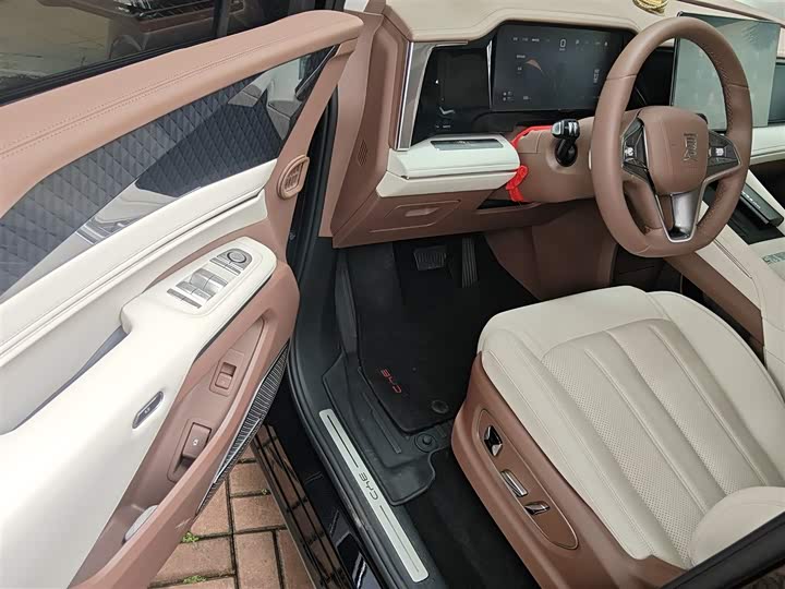 Фото 14 - BYD Xia