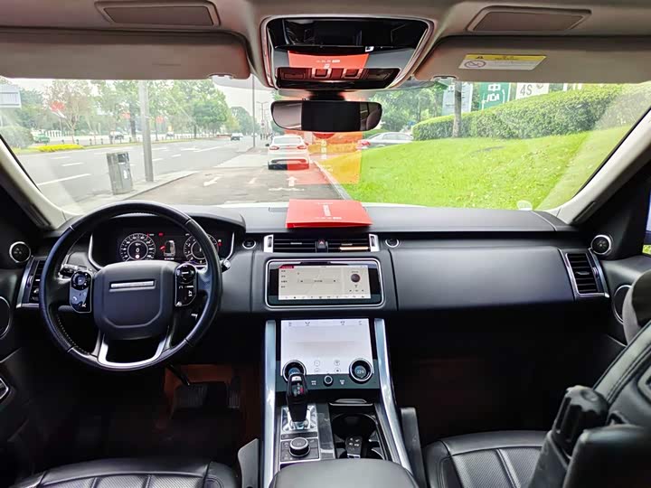 Фото 10 - Land Rover Range Rover Sport