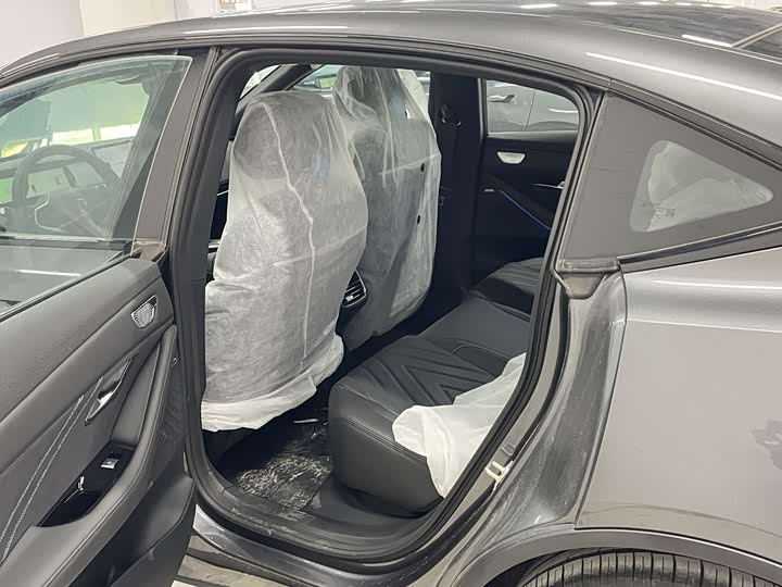 Фото 7 - Changan Deepal SL03