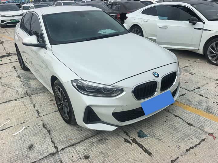 Фото 3 - BMW 1 Series