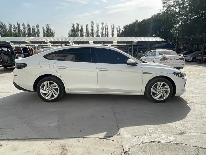 Фото 12 - Volkswagen Lamando L