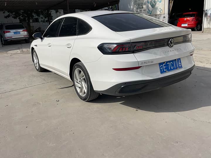 Фото 9 - Volkswagen Lamando L