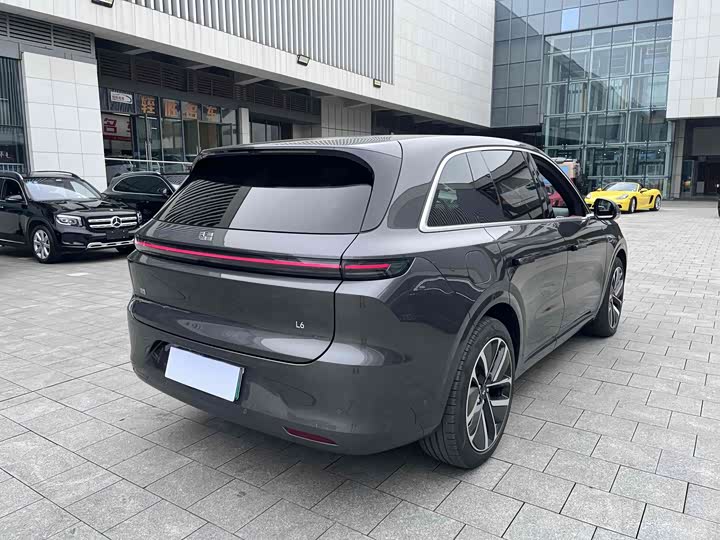 Фото 20 - LiXiang L6