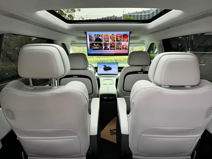 Фото 11 - XPeng X9