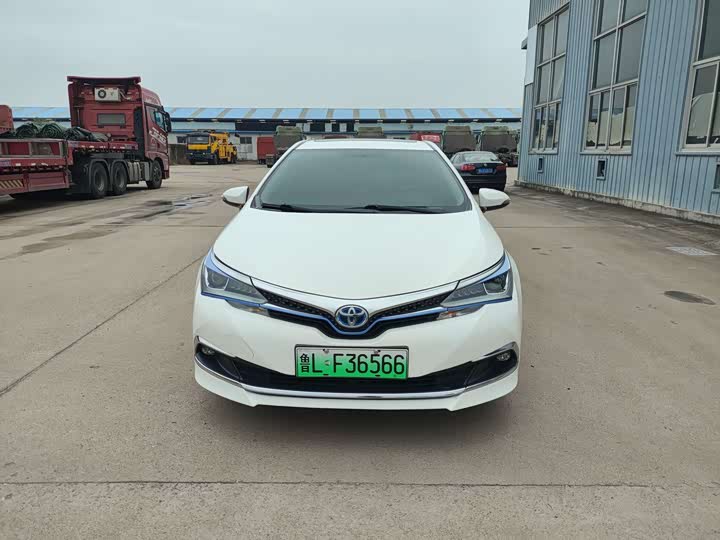 Фото 1 - Toyota Corolla Hybrid