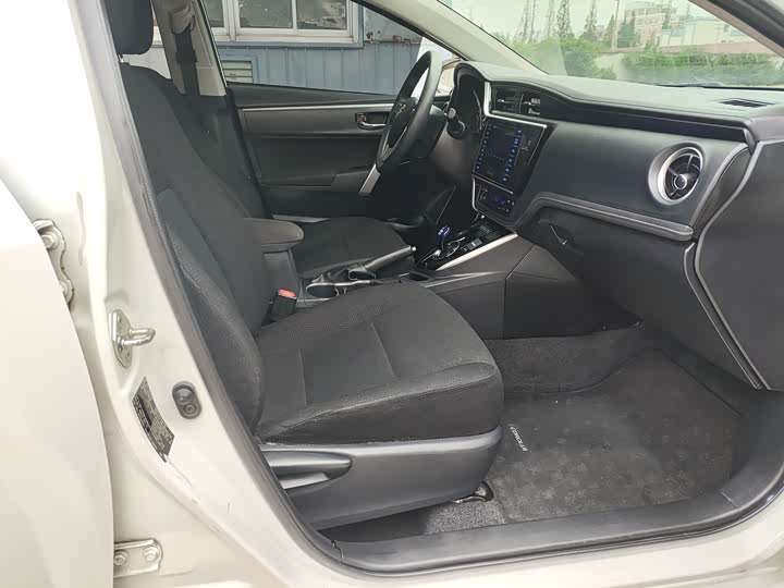 Фото 8 - Toyota Corolla Hybrid