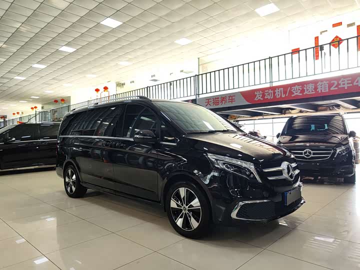Фото 3 - Mercedes-Benz V-Class