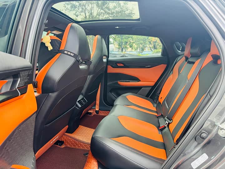 Фото 5 - Changan UNI-V