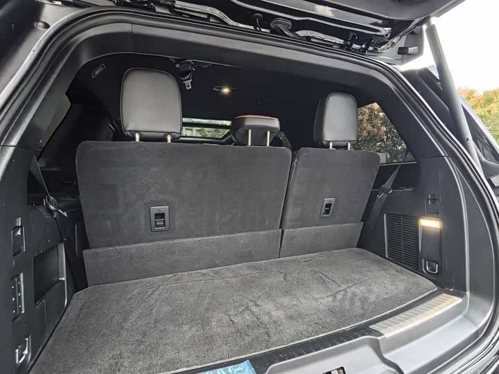 Фото 11 - Lincoln Navigator