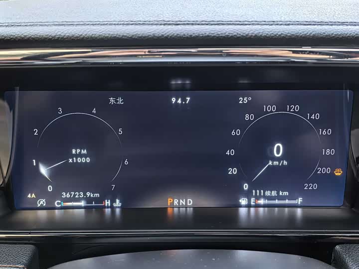 Фото 22 - Lincoln Navigator