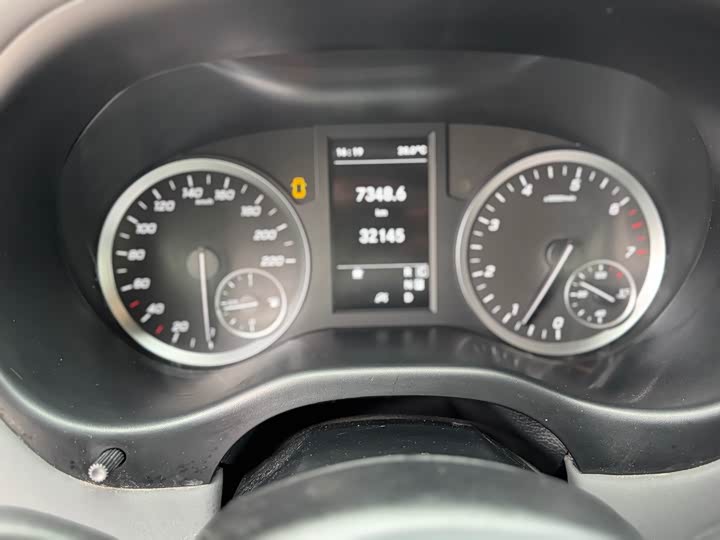 Фото 19 - Mercedes-Benz Vito