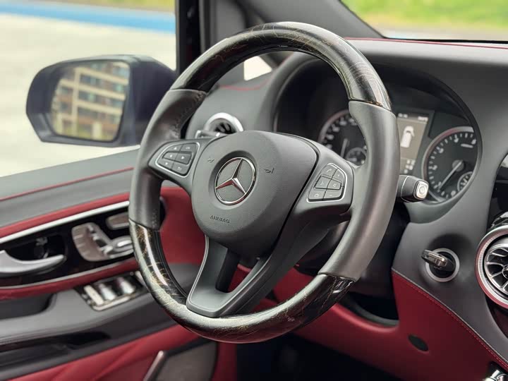 Фото 9 - Mercedes-Benz Vito