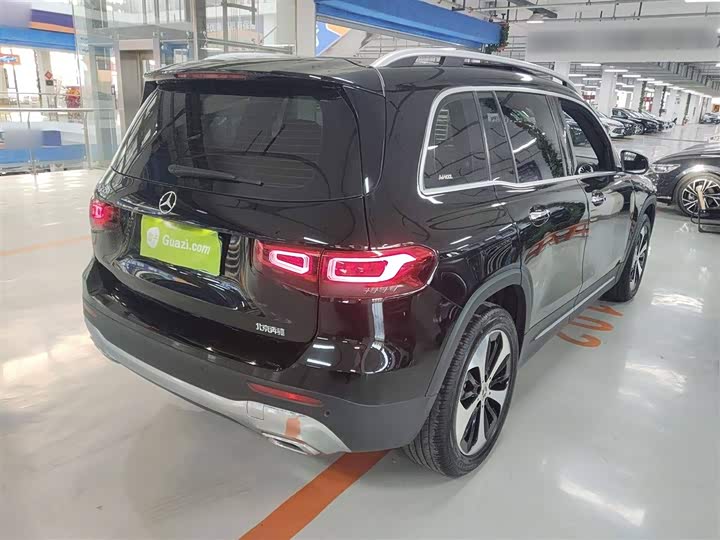 Фото 7 - Mercedes-Benz GLB-Class