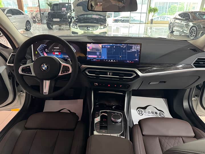 Фото 14 - BMW 3 Series