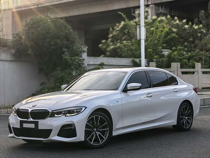 Фото 3 - BMW 3 Series