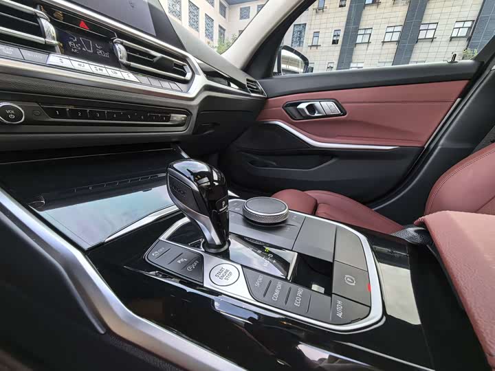 Фото 8 - BMW 3 Series