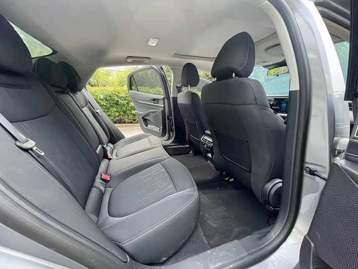 Фото 8 - Ford Mondeo