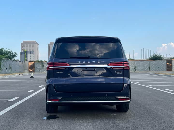 Фото 4 - Roewe iMax 8