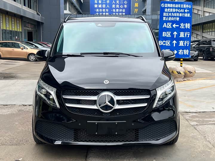 Фото 2 - Mercedes-Benz V-Class