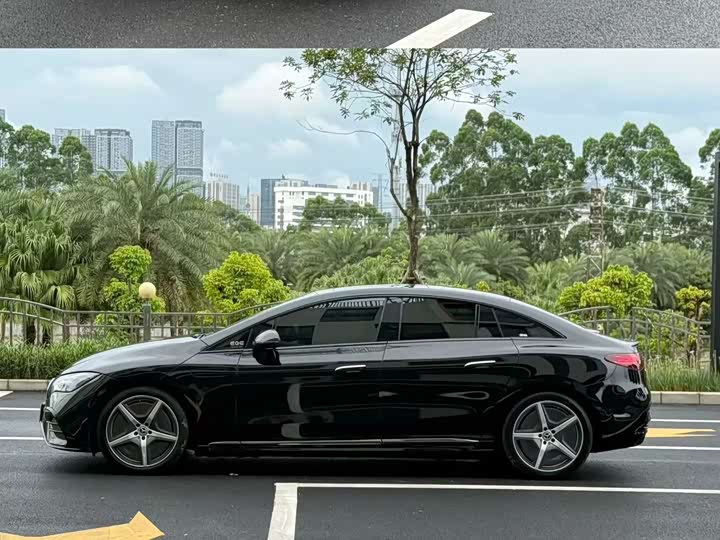 Фото 3 - Mercedes-Benz EQE