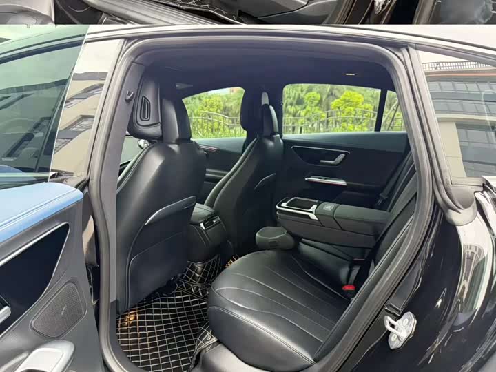 Фото 4 - Mercedes-Benz EQE